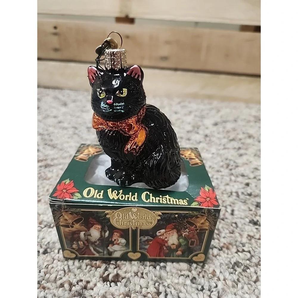 Old World Christmas product vintage